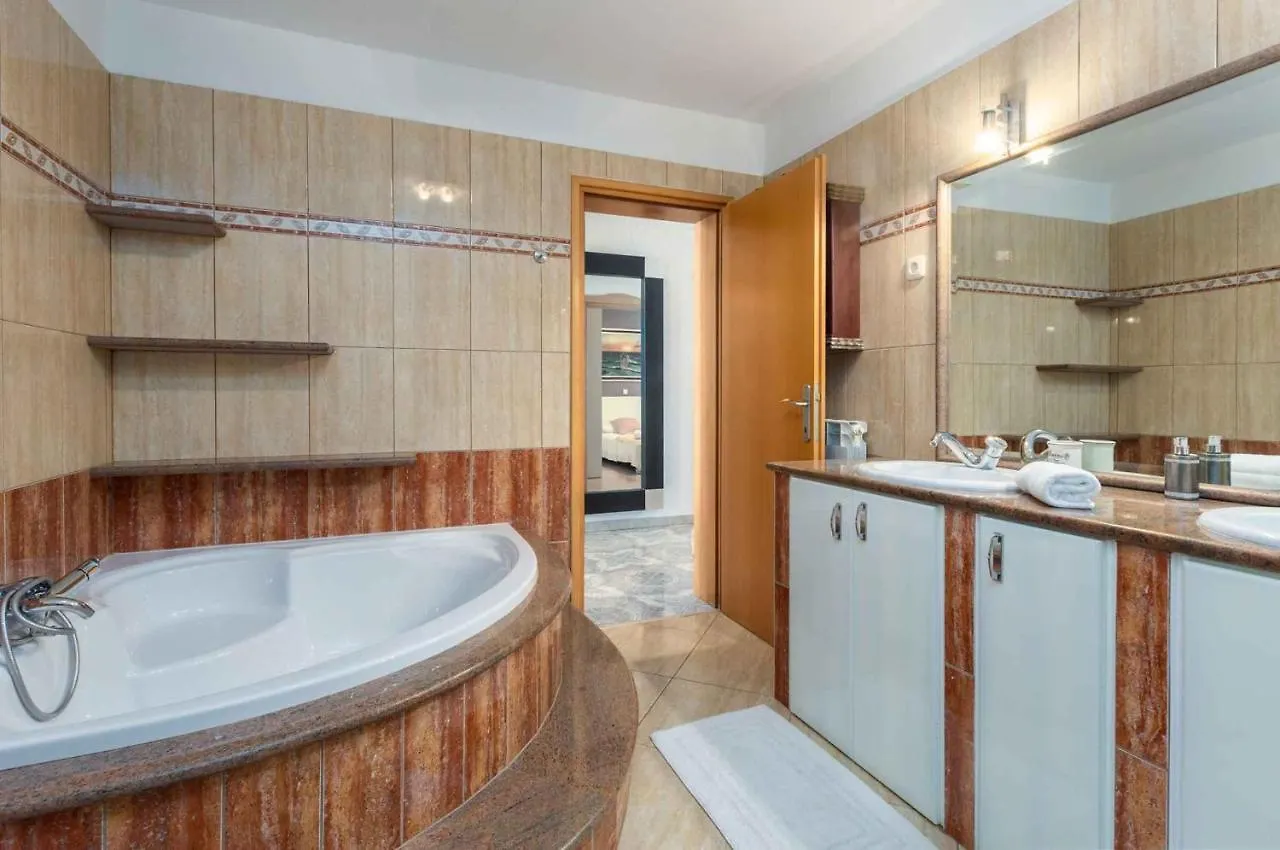 Holiday Home In Kaldanija/Istrien 12040 Chorwacja