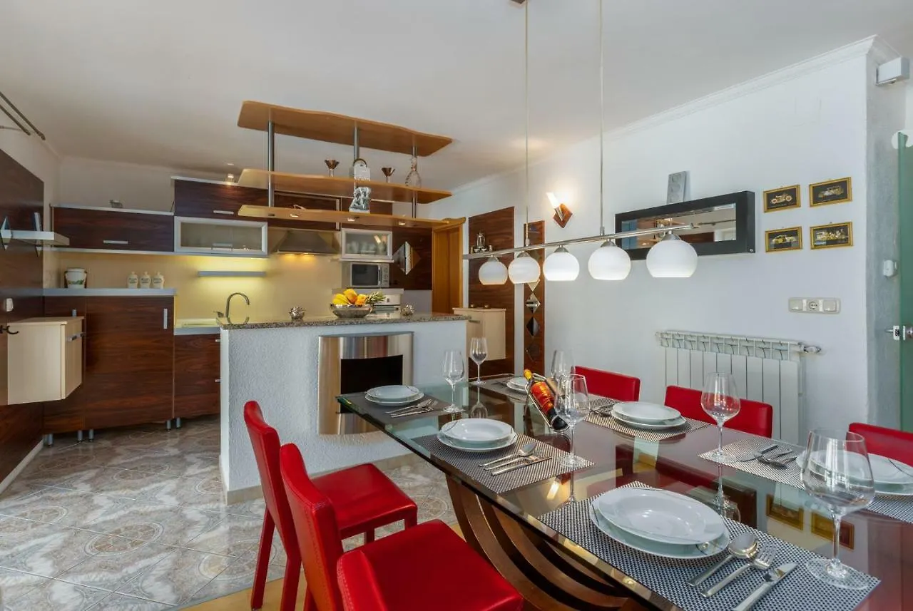 Holiday Home In Kaldanija/Istrien 12040 Apartament